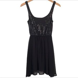 Nollie Sequins Bodice Black Dress Xsmall